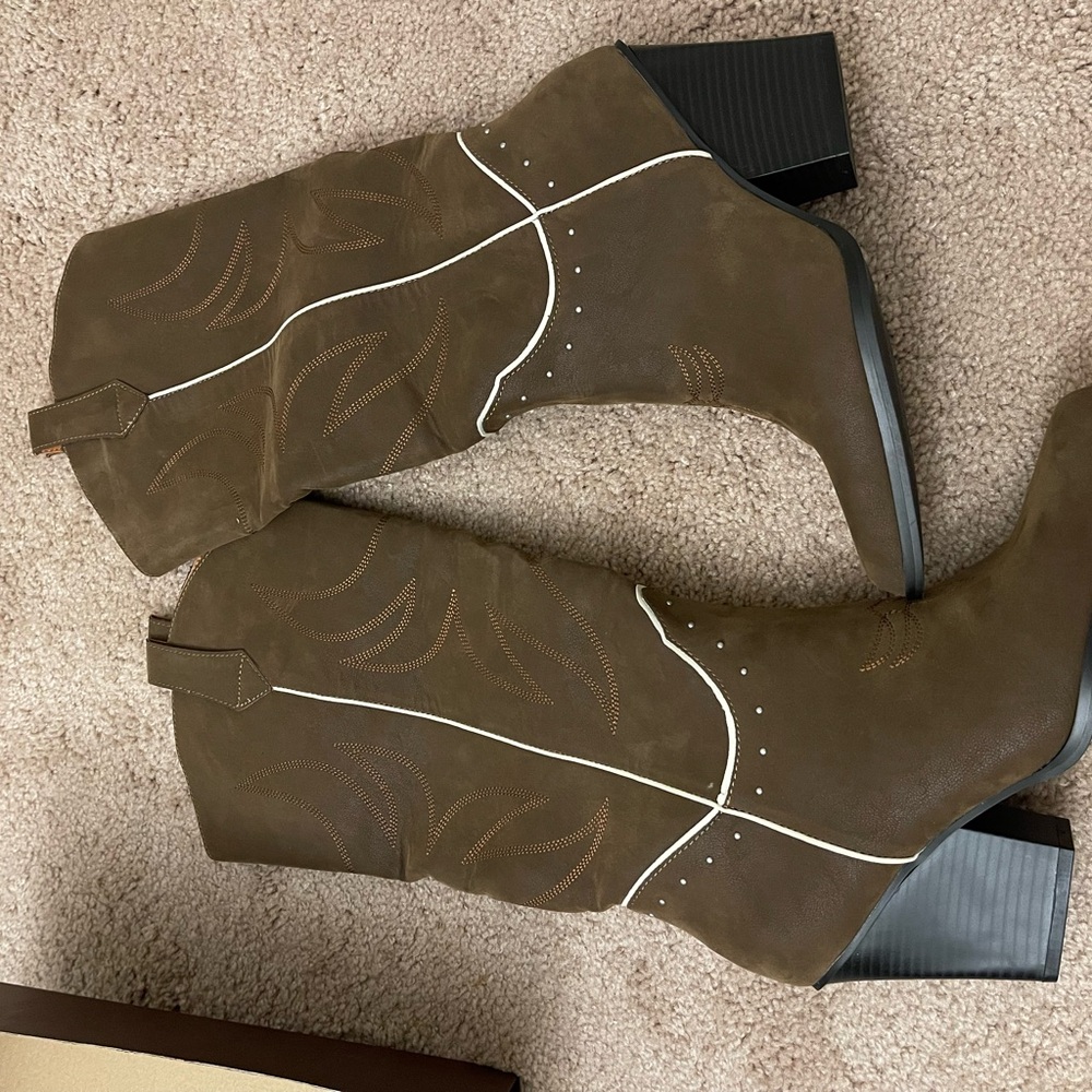 Brown Cowgirl Boots